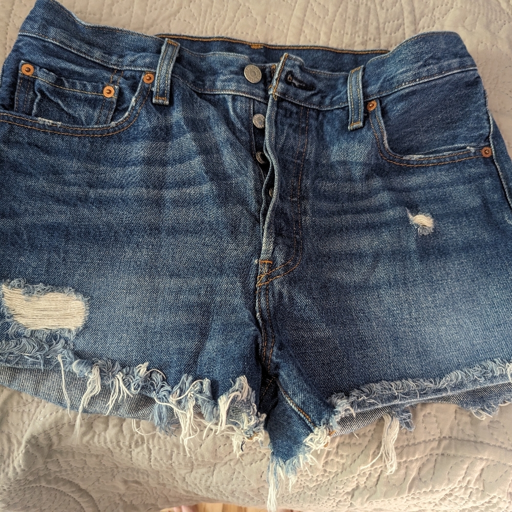 Levi's 502 shorts